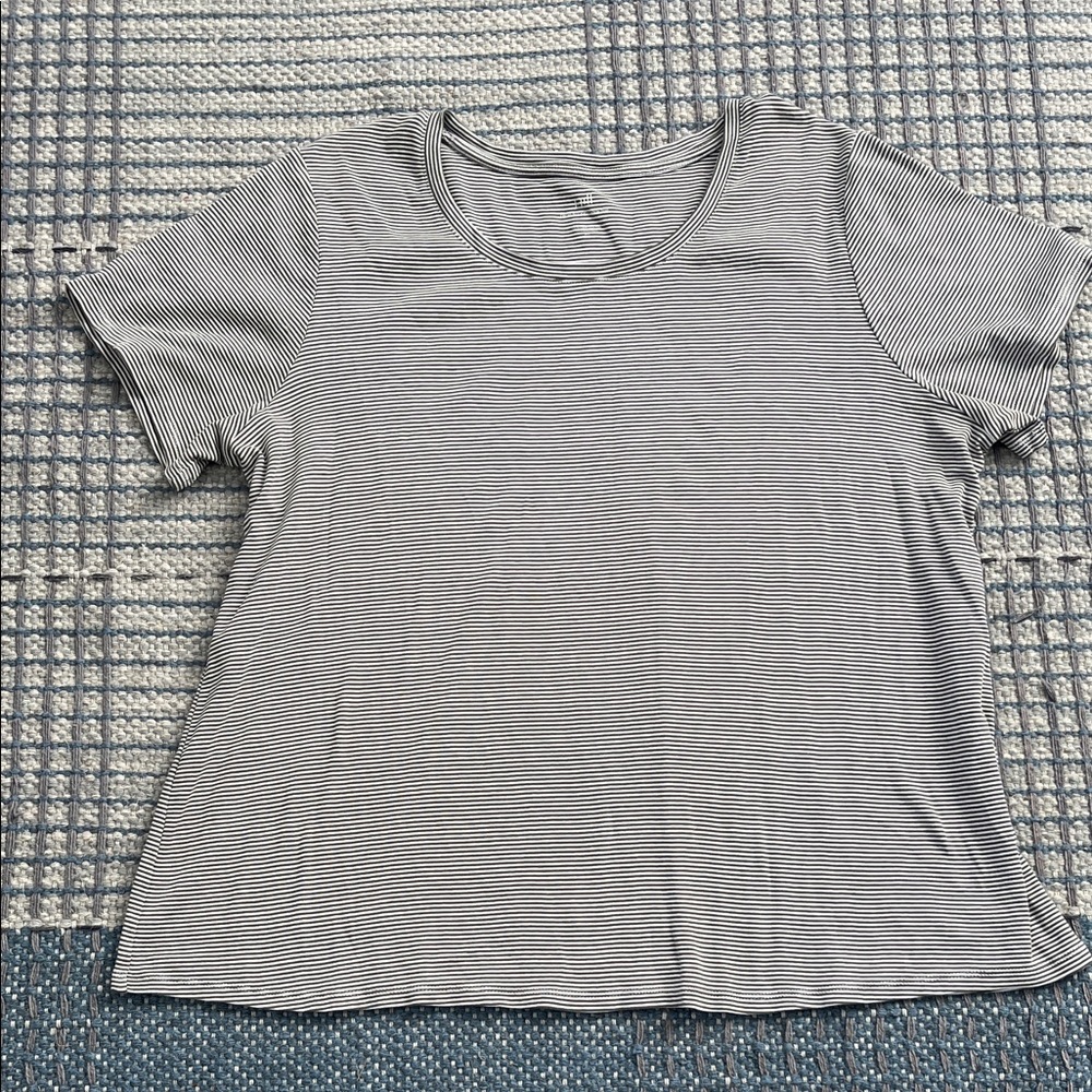 J. Jill Pima Cotton Scoop Neck Tshirt Green and White Striped Short Sleeve Top